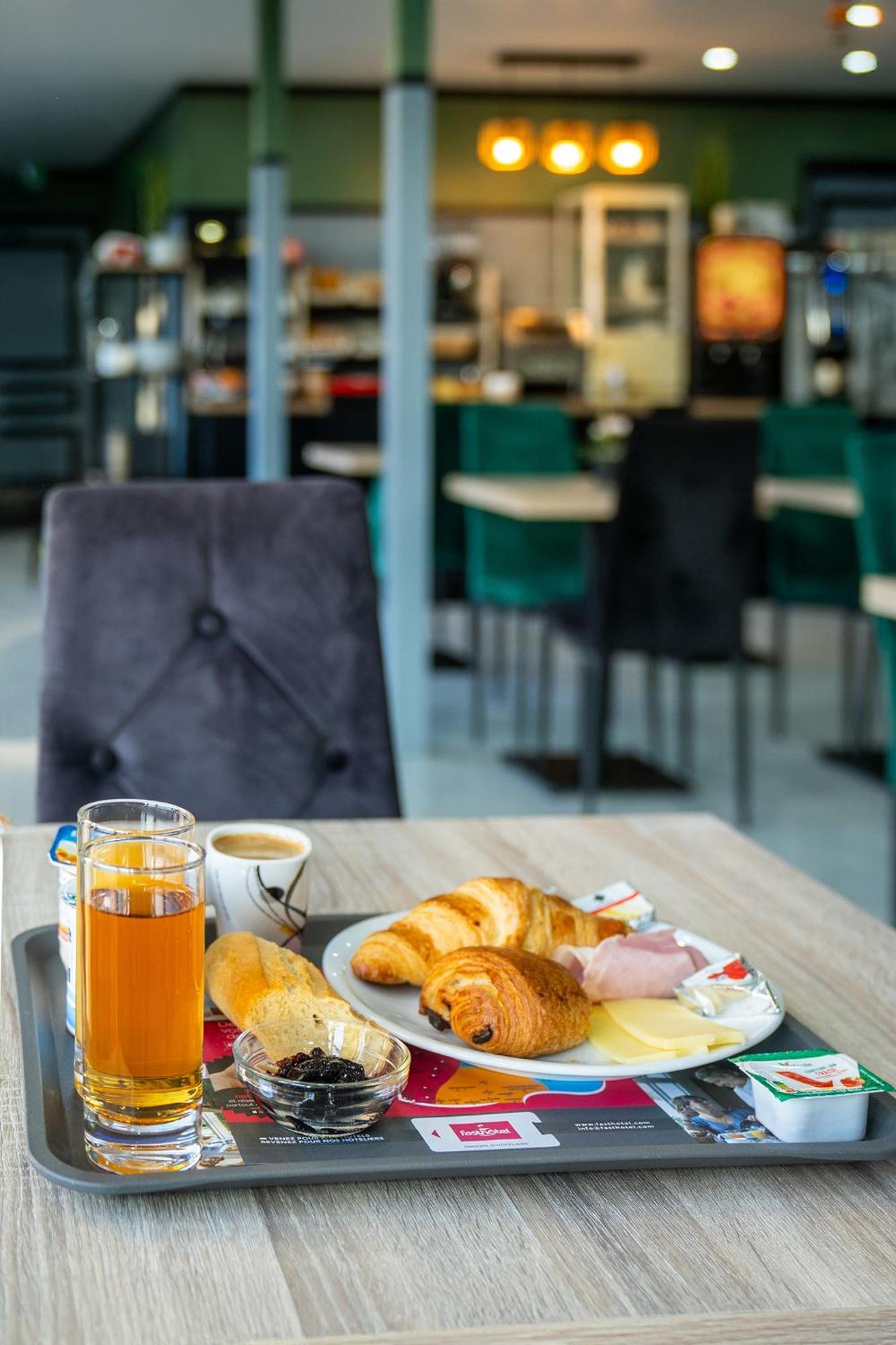 Fasthotel Le Mans Nord Fh Confort Saint-Saturnin  Eksteriør bilde